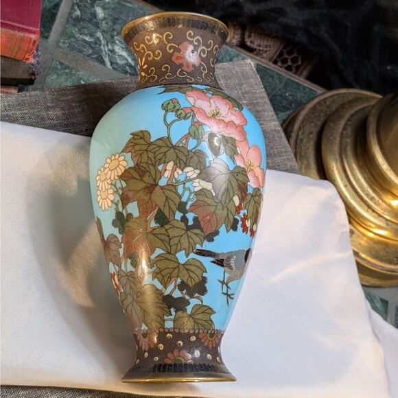 Antique 8.5" Meiji Period Japanese Cloisonné Enamel Floral Vase, Circa 1868-1912 - Picture 3 of 8